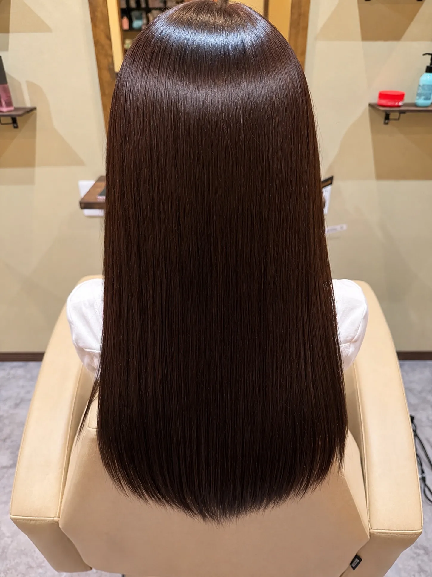 思わず振り返る艶髪へ✨